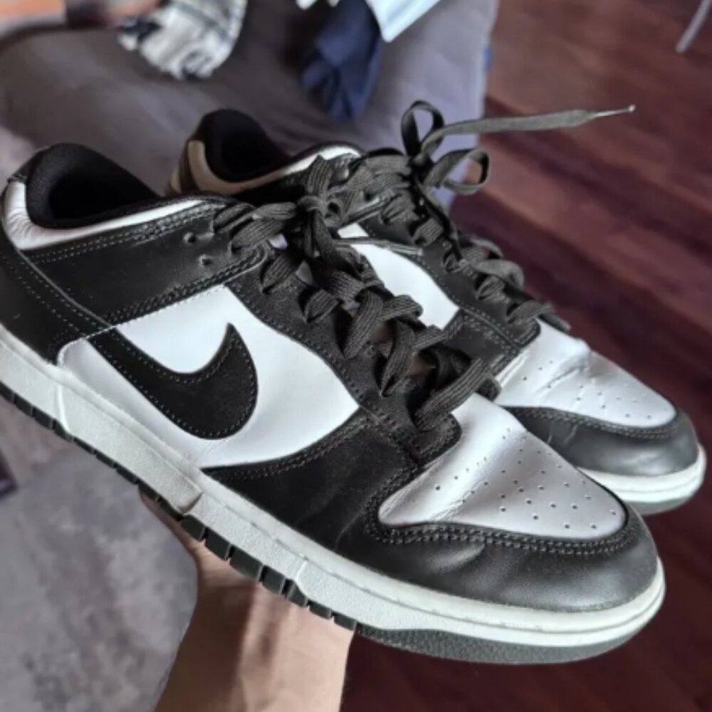 Nike Panda Dunks